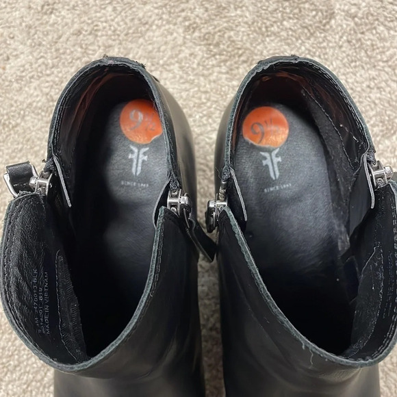 Frye Women's Judith Black Leather Zip Up Ankle Boots Booties 9.5M - Picture 12 of 15